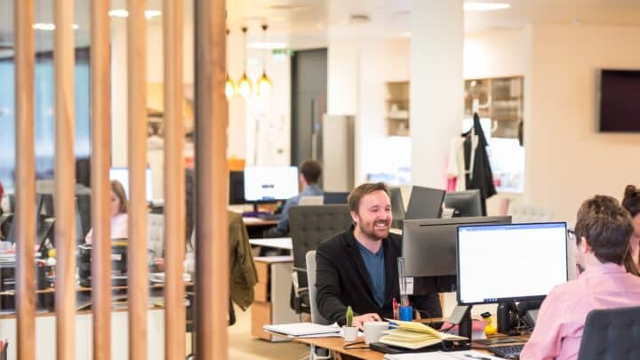 Maximisez l’Efficacité de Votre Gestion des Ressources Humaines avec la Suite RH