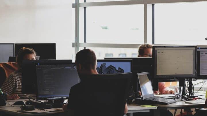 Reprise de matériel informatique : qu’attendre d’un professionnel du secteur aujourd’hui ?