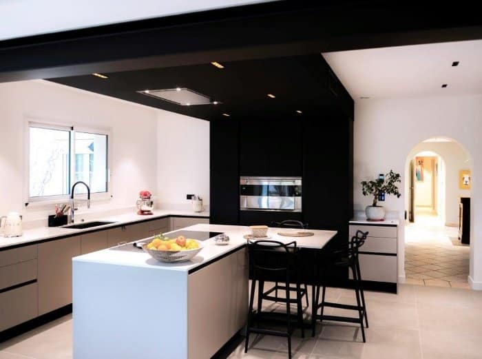 Pourquoi les cuisines en l sont un atout dans l’immobilier ?