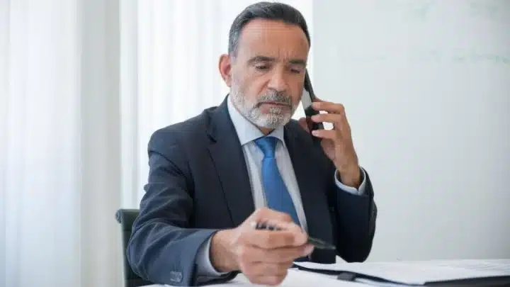 Pourquoi opter pour la location de mobile professionnel ?