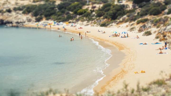 Plage de l’Estagnol : destination balnéaire prisée dans le sud de la France