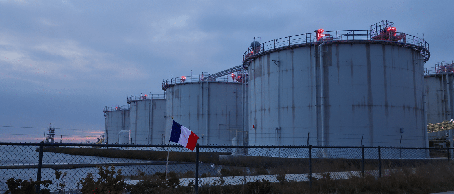 Conflit au Moyen-Orient : comprendre les r&eacute;serves strat&eacute;giques de p&eacute;trole que la France peut activer