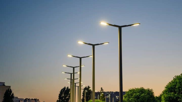 Smart Lighting : l’éclairage public intelligent face aux défis de la couverture réseau