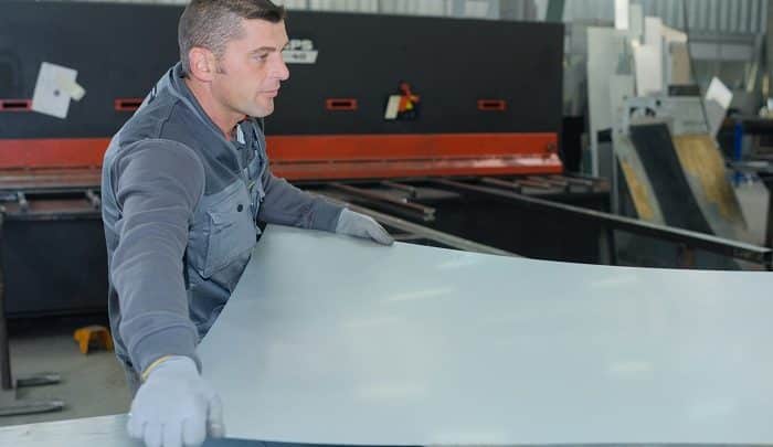 Comment acheter sa tôlerie industrielle au bon prix et en toute sécurité ?
