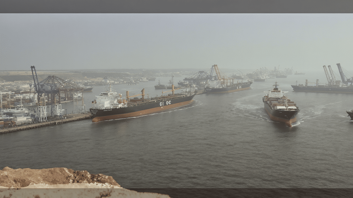 Détroit d’Ormuz : entre ralentissement du trafic maritime et envolée des prix du pétrole, l’économie mondiale en alerte